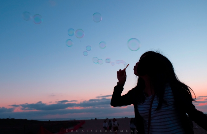 Bubble photography during travel
